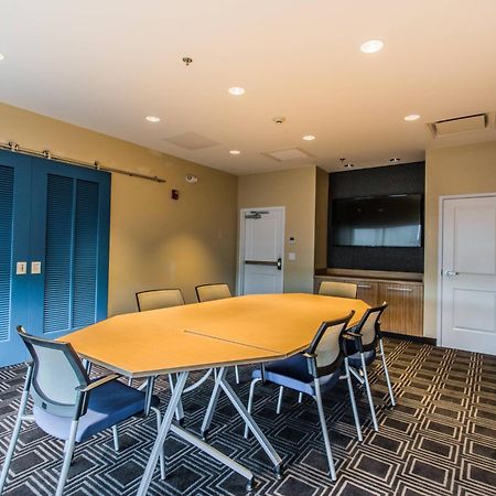 Towneplace Suites By Marriott Evansville Newburgh Экстерьер фото