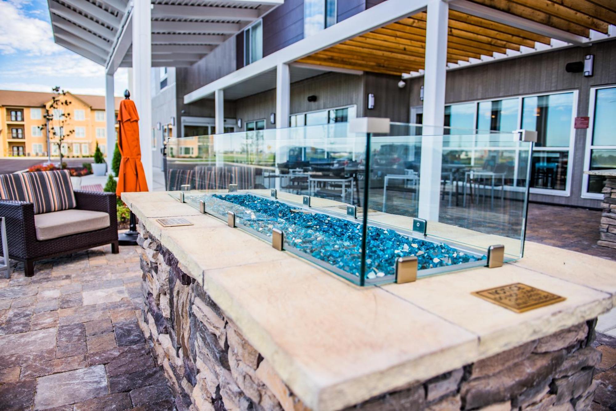 Towneplace Suites By Marriott Evansville Newburgh Экстерьер фото